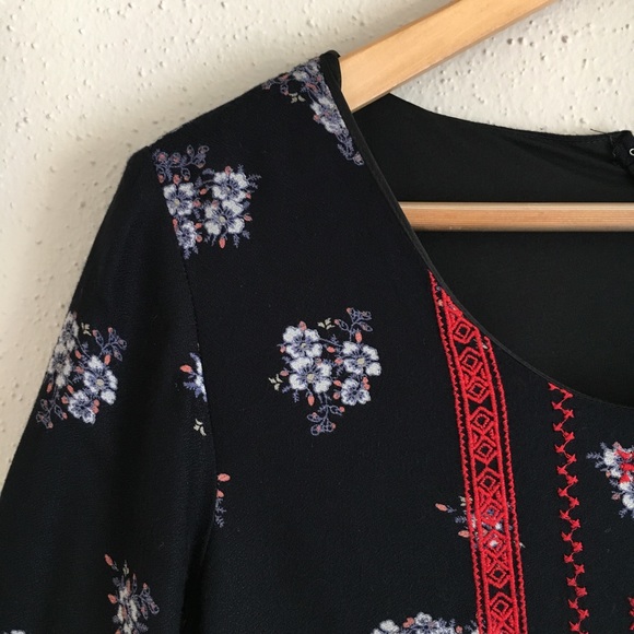 Old Navy Black Red Floral Embroidered A-Line Dress - Picture 6 of 8